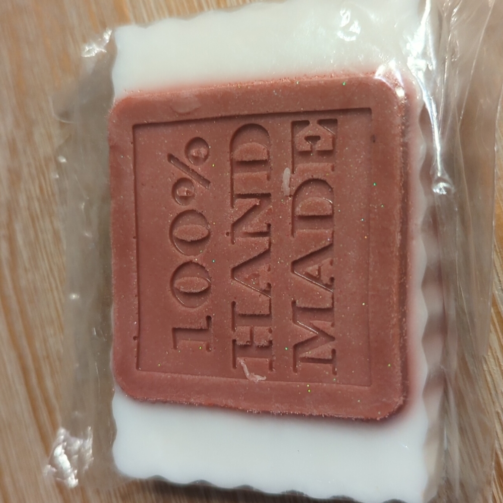 ❤️❤️❤️❤️Chocolate Cherry Cocoa Butter Soaps - Picture 1 of 4